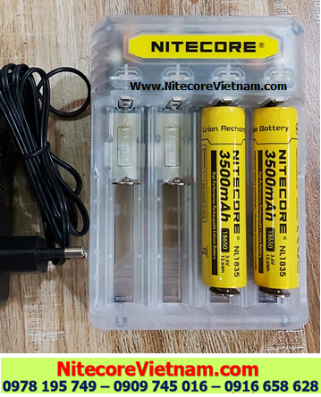 Nitecore Q4 (Bộ sạc 04 Khe Sạc kèm sẳn 02 pin SẠC 18650 NITECORE NL1835HP 3500mAh lithium 3.7v) chính hãng